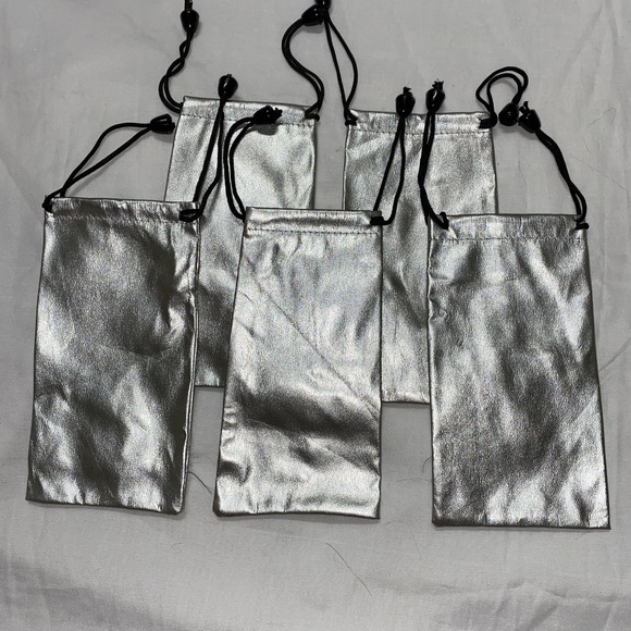 Source Unknown Accessories - * 7A soft Pouch silver drawstring pouches sunglasses size 5 Pack
